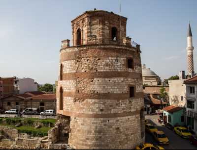 Makedon Kulesi